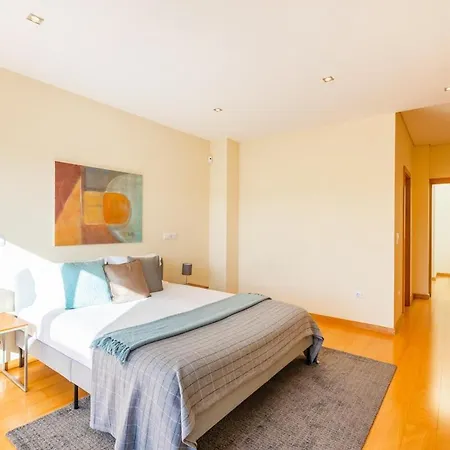 Furadouro Villa, Pool, Tennis And Garden Villa *
