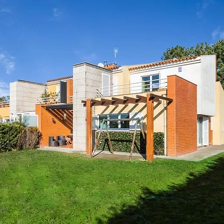 Furadouro Villa, Pool, Tennis And Garden Villa *